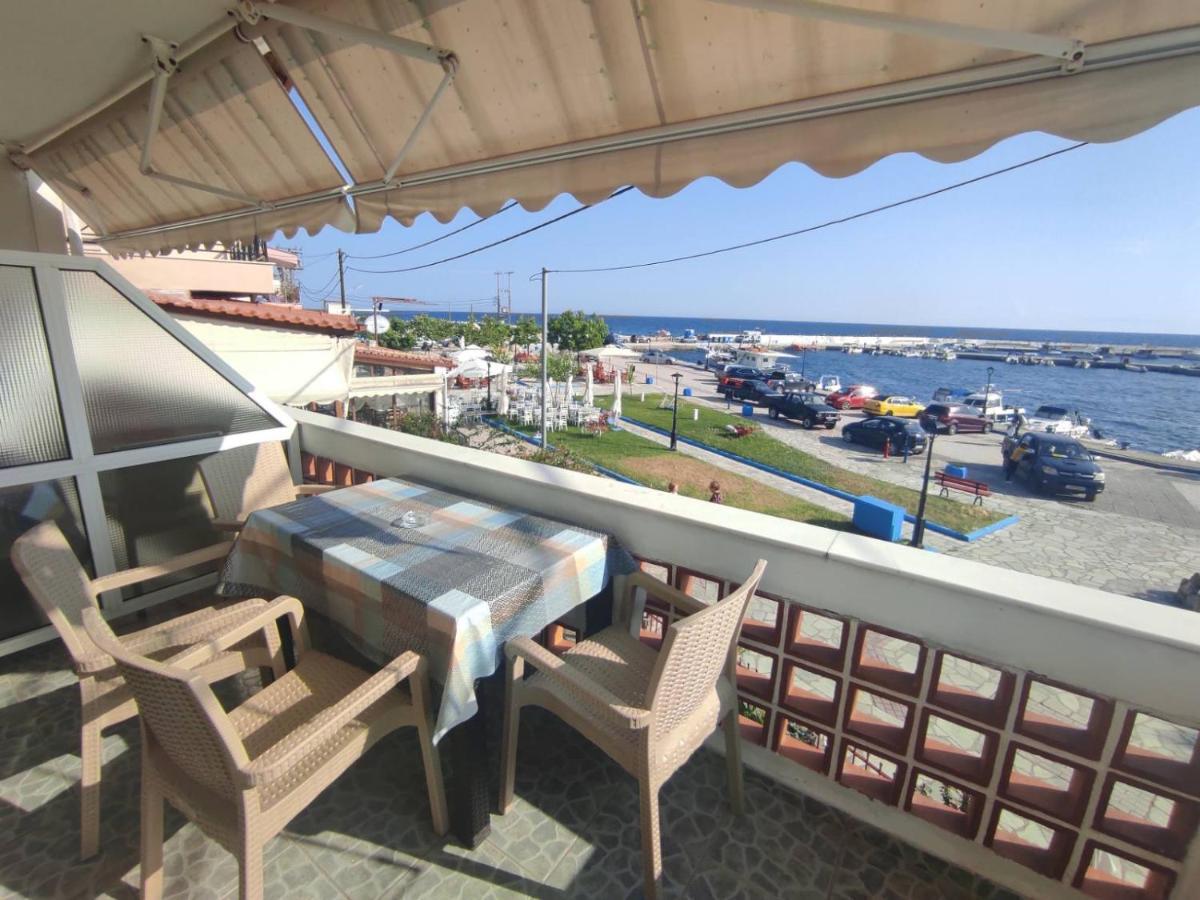 Peristerianos Apartments Nea Skioni Exterior photo