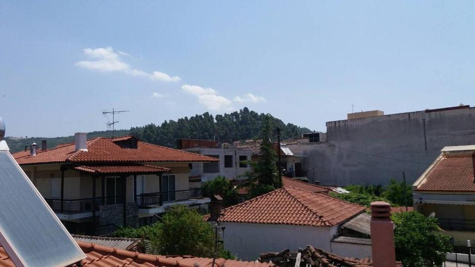 Peristerianos Apartments Nea Skioni Exterior photo