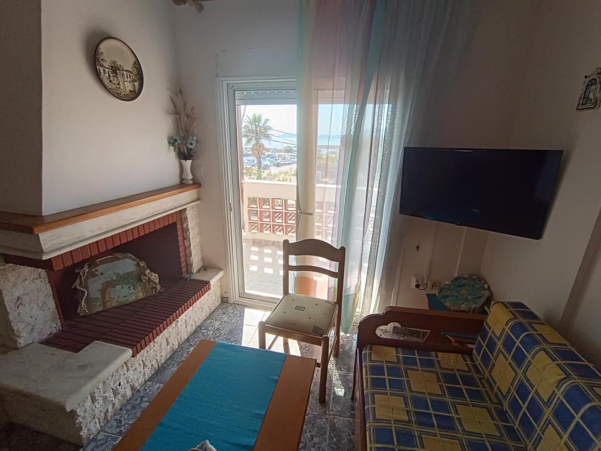Peristerianos Apartments Nea Skioni Room photo