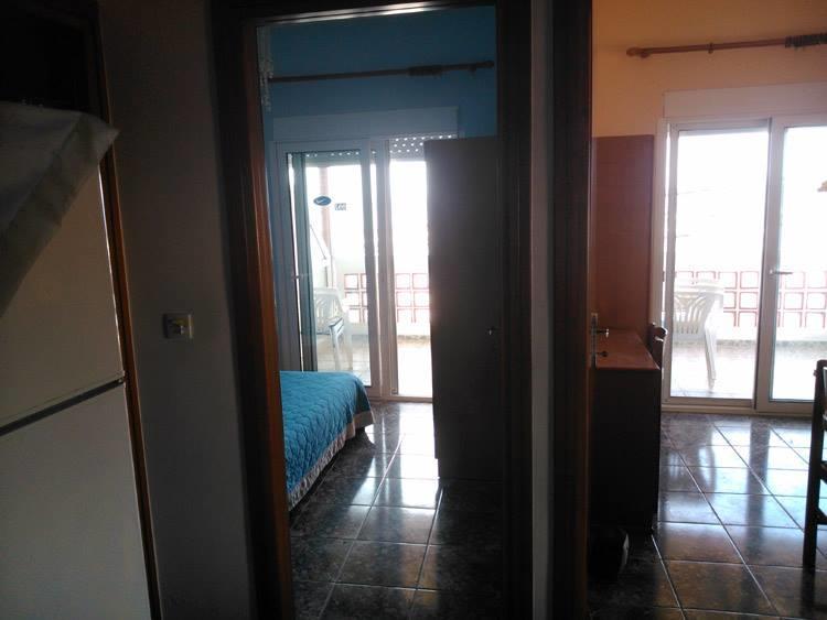 Peristerianos Apartments Nea Skioni Exterior photo